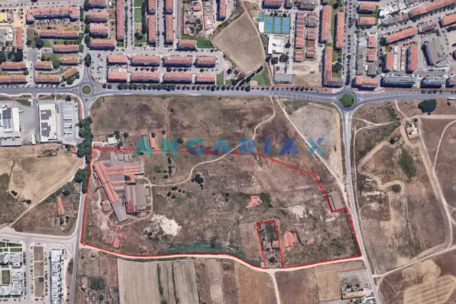Loading...